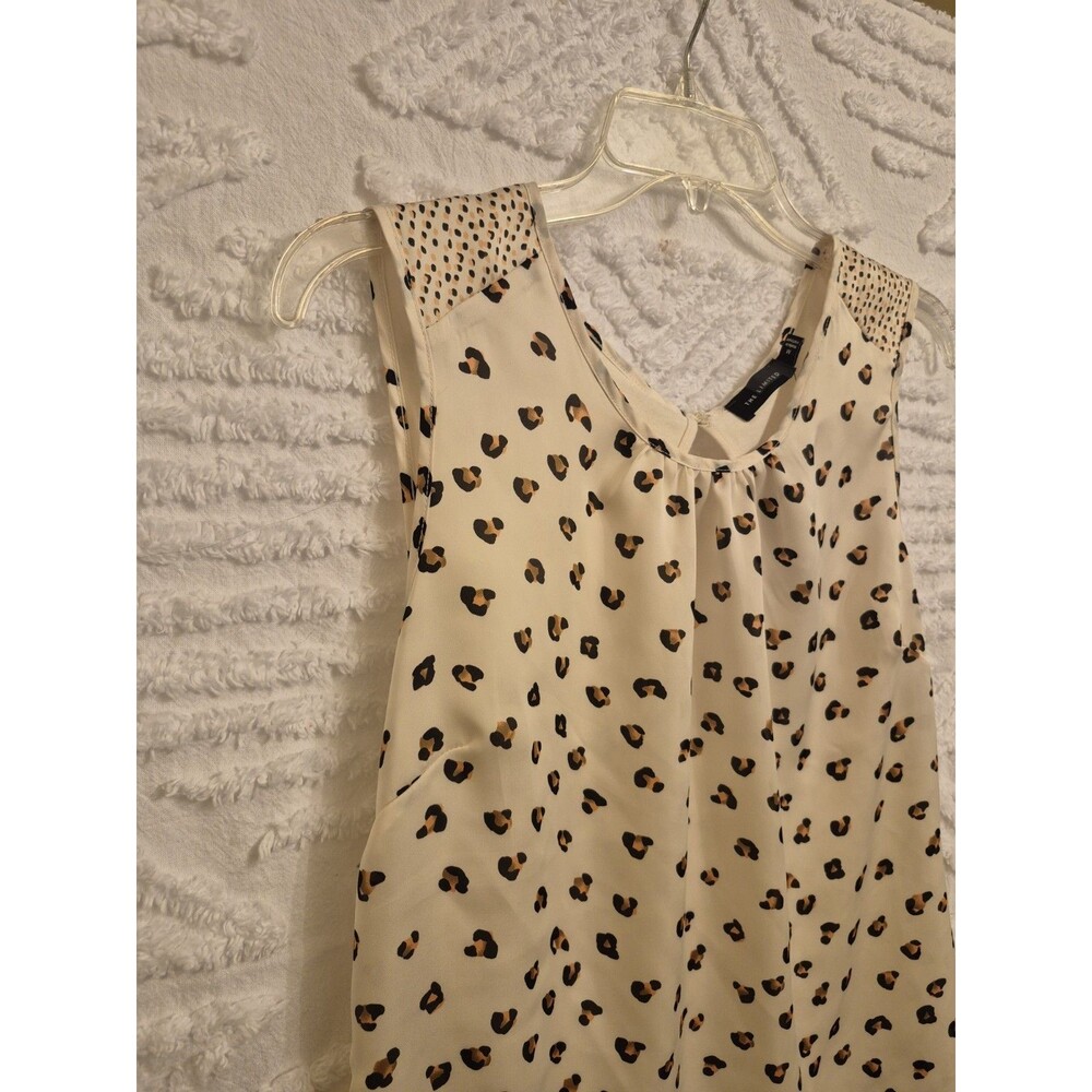 The Limited Ivory Animal Print Top With Keyhole Back NWT Medium - Picture 3 of 8
